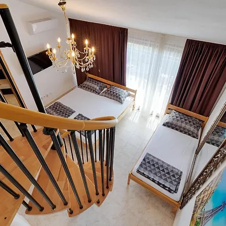 Rooms&apartments Hegic *
