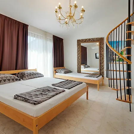 Rooms&apartments Hegic * Zadar
