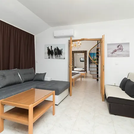Appartement Rooms&apartments Hegic