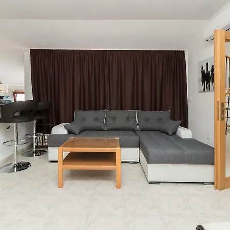 Rooms&apartments Hegic * Zadar