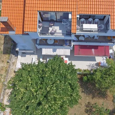 Rooms&apartments Hegic Zadar