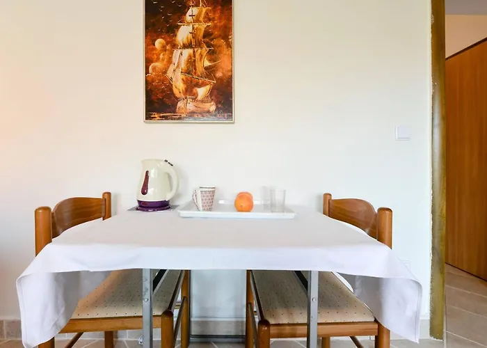 דירה & Hegic זאדאר